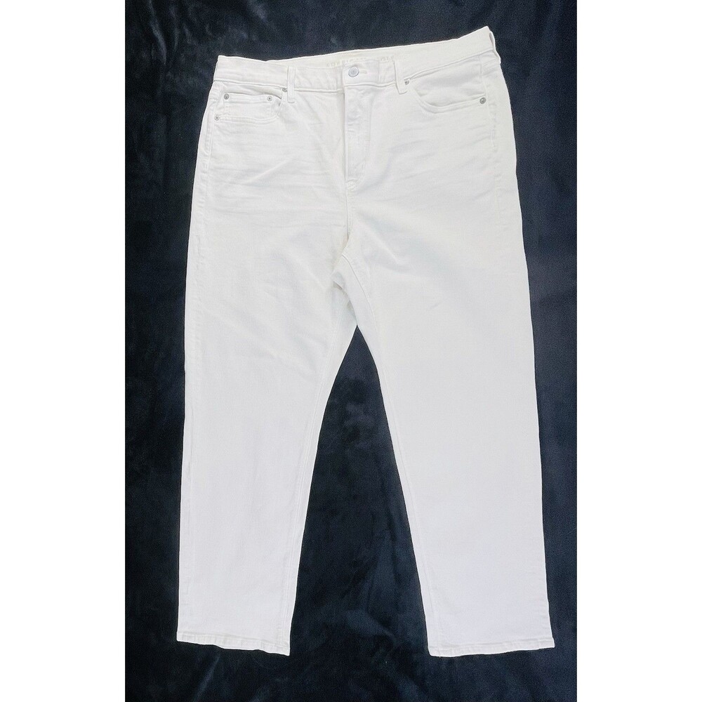 American Eagle Women’s Super High Rise Straight Ivory Jeans Size 18